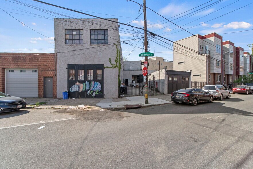 More Photos Of 1822 N Hancock St, Philadelphia Apartments For Sale