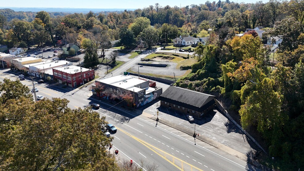 More Photos Of 3116 Brainerd Rd, Chattanooga Freestanding For Sale