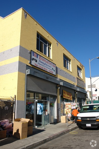 More Photos Of 301-305 S Los Angeles St, Los Angeles Storefront Retail Office For Lease