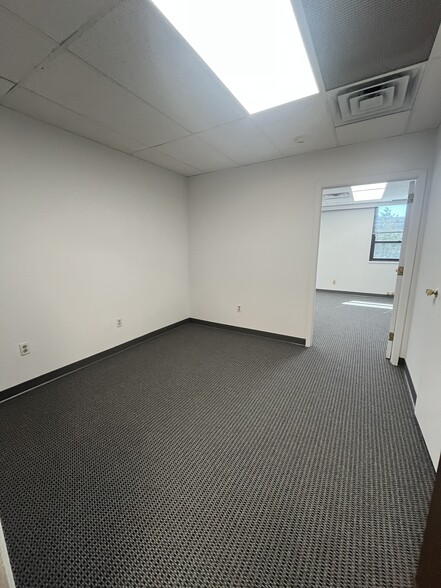 More Photos Of 344 Main St, Mount Kisco Medical For Lease