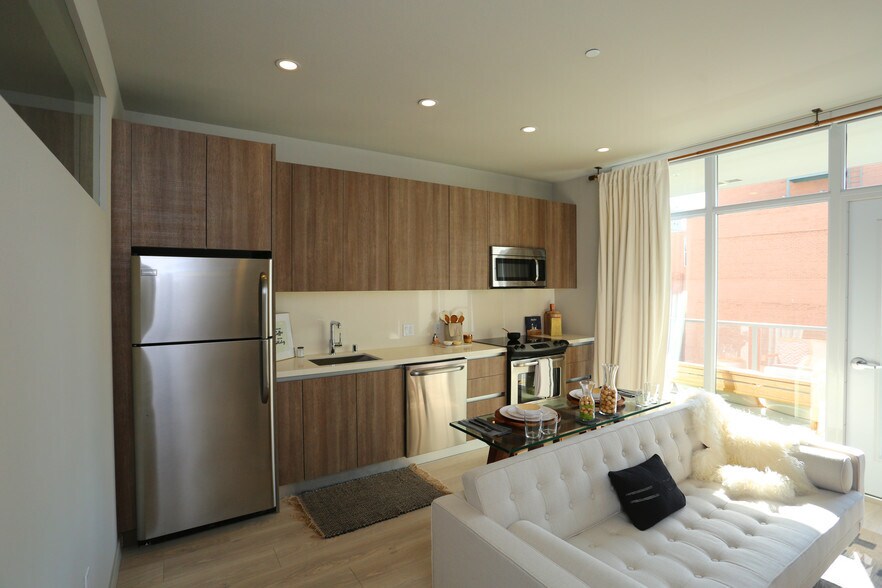 More Photos Of 750 S Grand Ave, Los Angeles Apartments For Lease