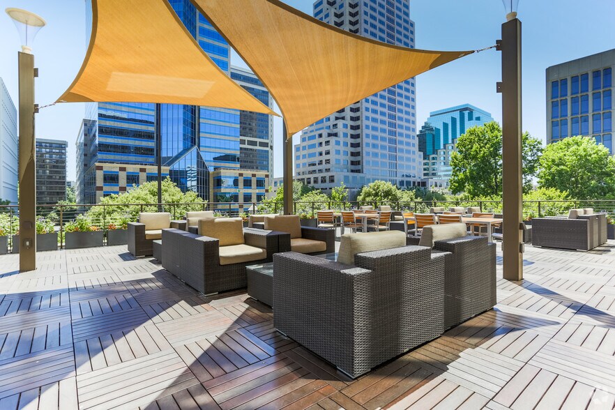 More Photos Of 555 Capitol Mall, Sacramento Office For Lease