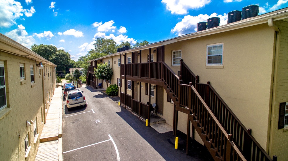 More Photos Of 1003-1019 Washington St SW, Atlanta Apartments For Sale