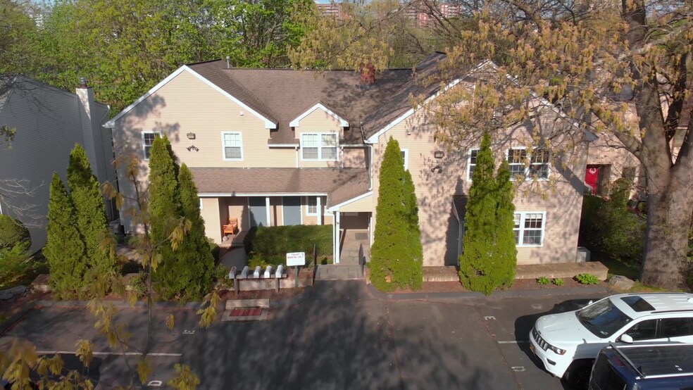 More Photos Of 76 Hope St, Stamford Apartments For Sale