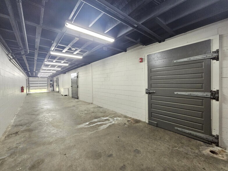 More Photos Of 1129 Baldwin St, Chattanooga Light Manufacturing For Sale