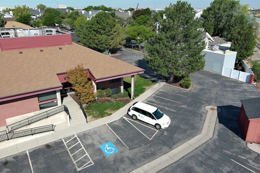 More Photos Of 1574 W 1700 S, Salt Lake City Office For Lease