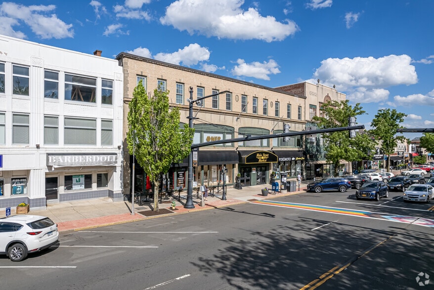 More Photos Of 366-386 Main St, Middletown Coworking Space