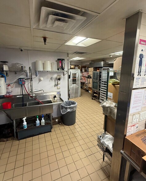 More Photos Of 544 6th Ave, New York Apartments For Lease