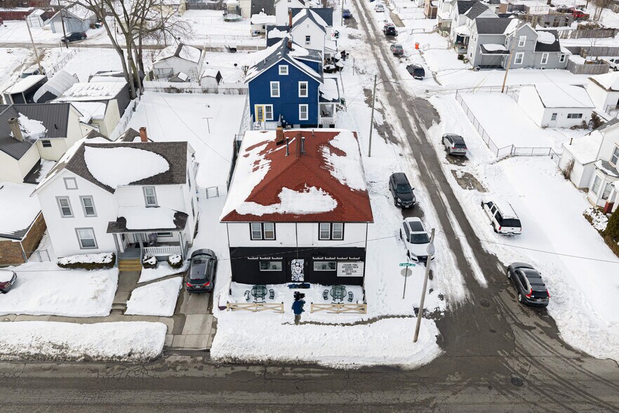 More Photos Of 229 N Belmont Ave, Springfield Storefront Retail Residential For Sale
