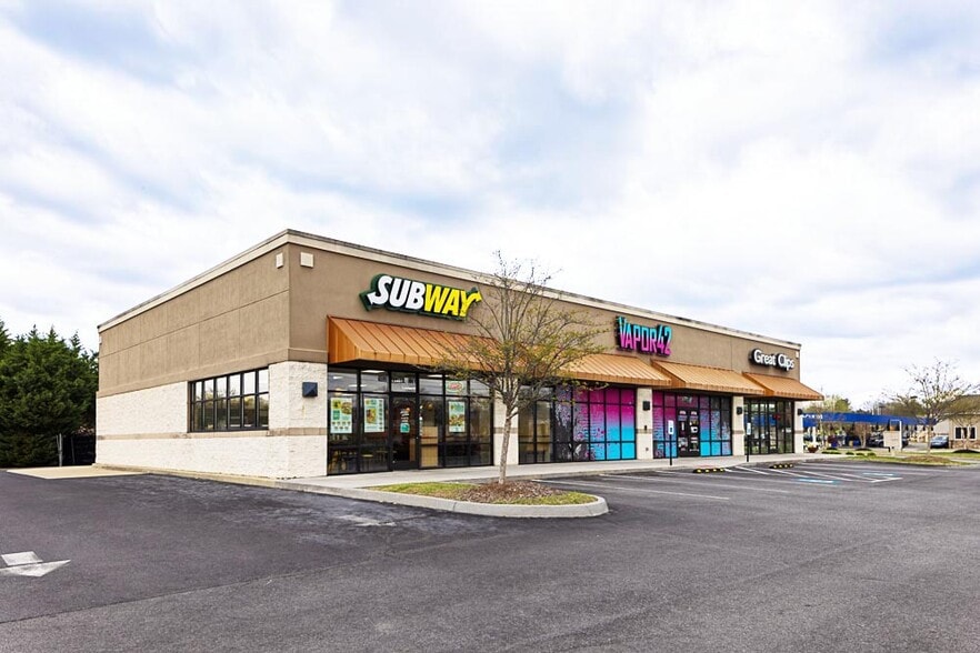 Primary Photo Of 6591 Bristol Hwy, Piney Flats Storefront For Lease