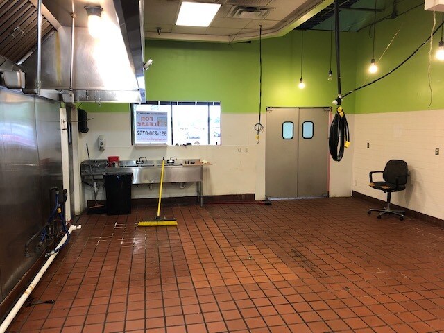 More Photos Of 9300-9390 Lexington Ave NE, Circle Pines Unknown For Lease