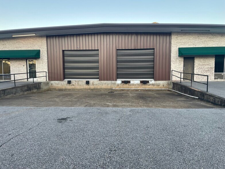More Photos Of 3349 Halls Mill Rd, Mobile Warehouse For Lease