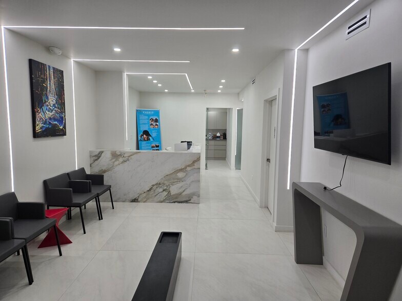 More Photos Of 909 NE 163rd St, North Miami Beach Medical For Sale