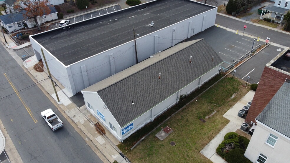 More Photos Of 717 Shore Rd, Somers Point Office For Sale