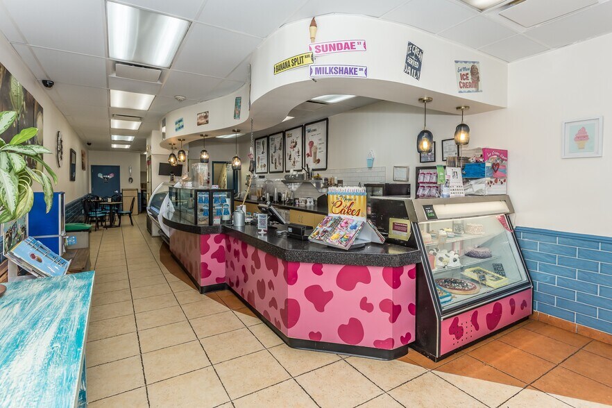 More Photos Of 3933 Bell Blvd, Bayside Storefront For Lease