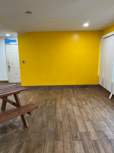 More Photos Of 6154 Michigan Rd, Indianapolis Office For Lease