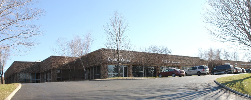 More Photos Of 804-870 Morrison Rd, Gahanna Light Distribution For Lease