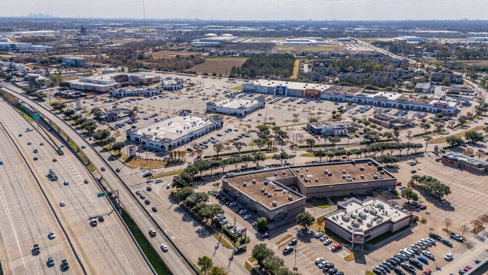 More Photos Of 17175-17395 SH 249, Houston Unknown For Lease