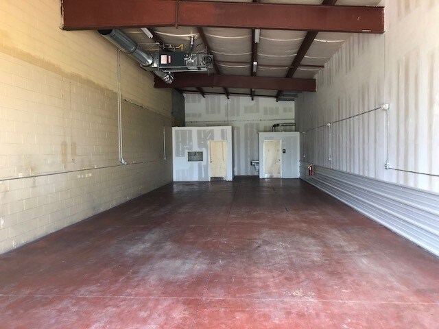More Photos Of 1136 Louise Rd, Winston-Salem Warehouse For Lease