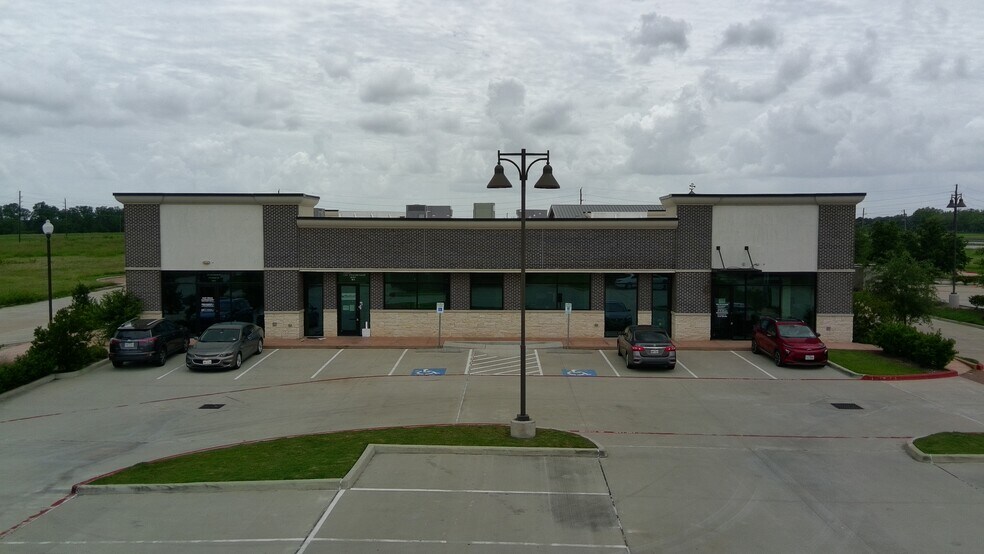 More Photos Of 145 Citadel Way, Sugar Land Medical For Lease
