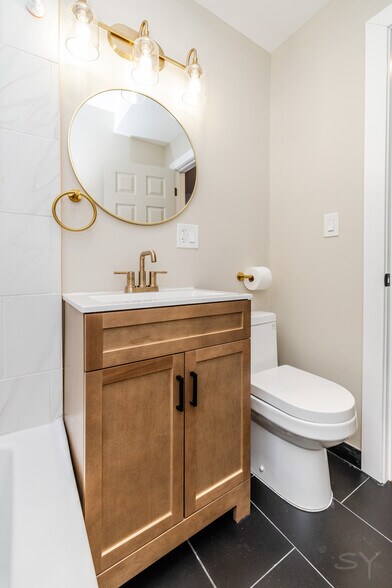 More Photos Of 6129 N Ravenswood Ave, Chicago Multifamily For Sale