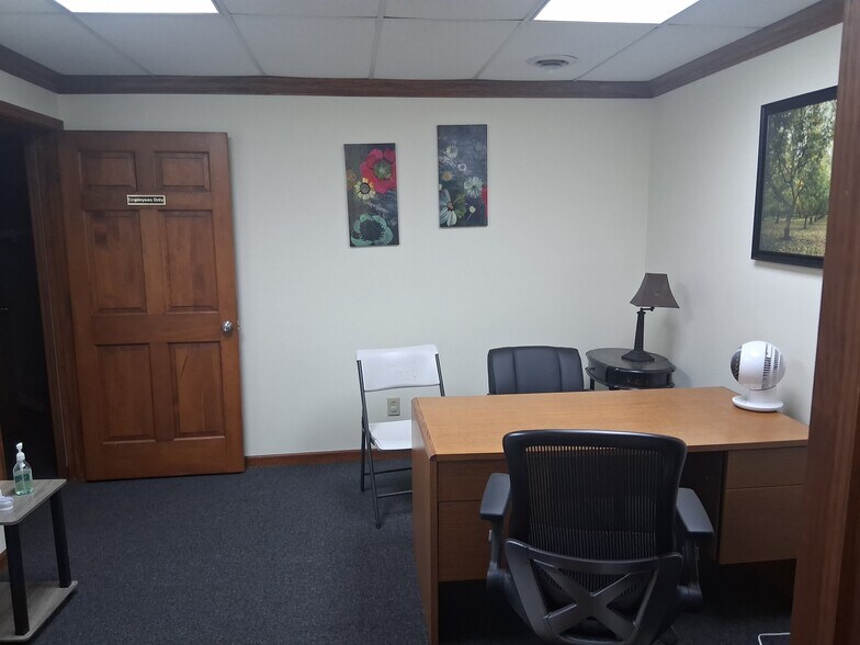 More Photos Of 1370 N Fairfield Rd, Beavercreek Medical For Lease