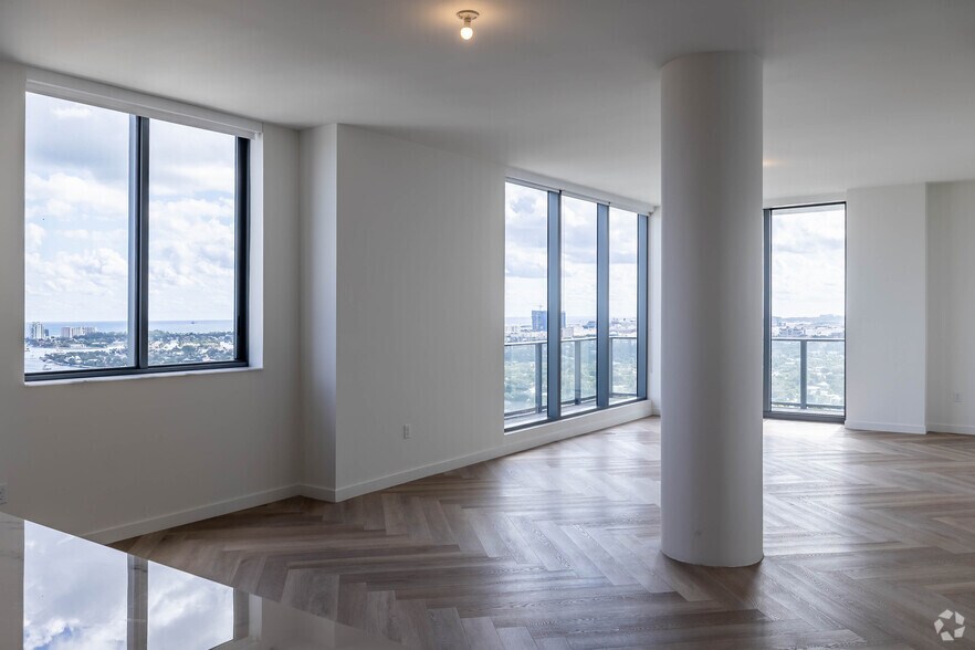 More Photos Of 201 SE 6th Ave, Fort Lauderdale Apartments For Lease