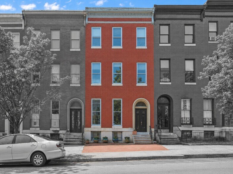 Primary Photo Of 1728 Bolton St, Baltimore Apartments For Sale