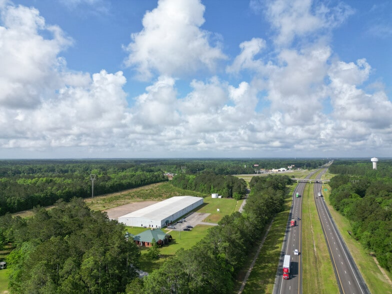 More Photos Of 9800 I 65 Service Rd S, Creola Warehouse For Lease