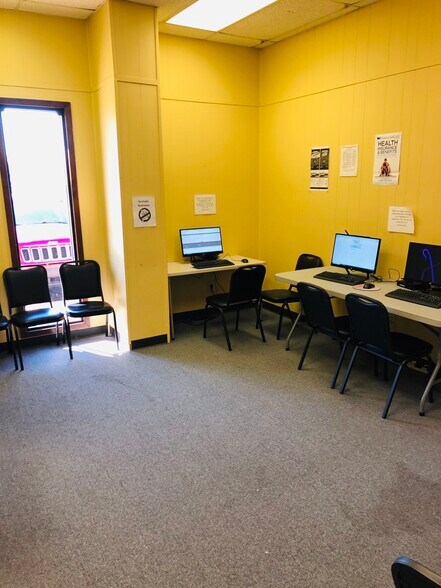 More Photos Of 1231 Perry Hill Rd, Montgomery Storefront Retail Office For Lease