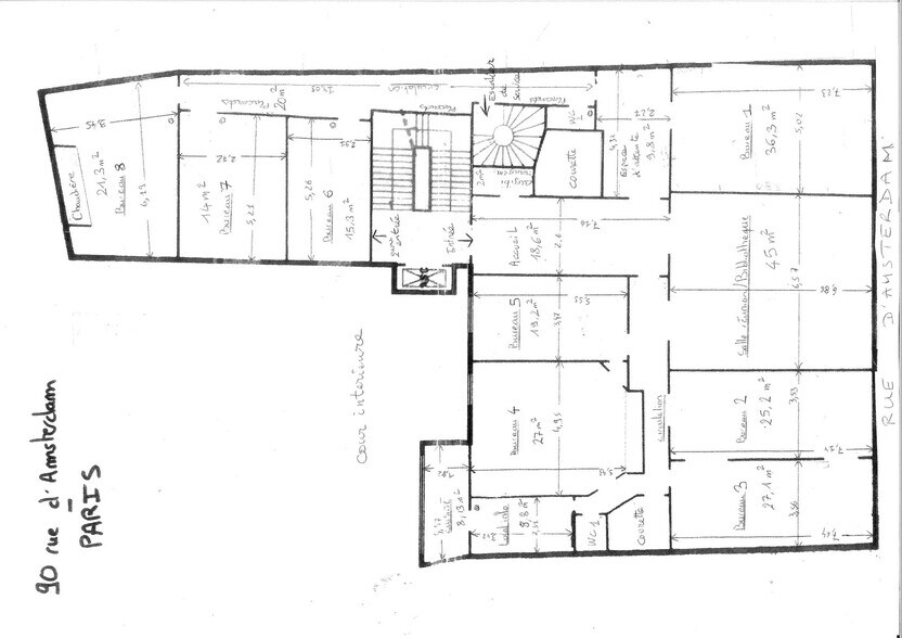More Photos Of 90 Rue D'Amsterdam, Paris Office For Sale