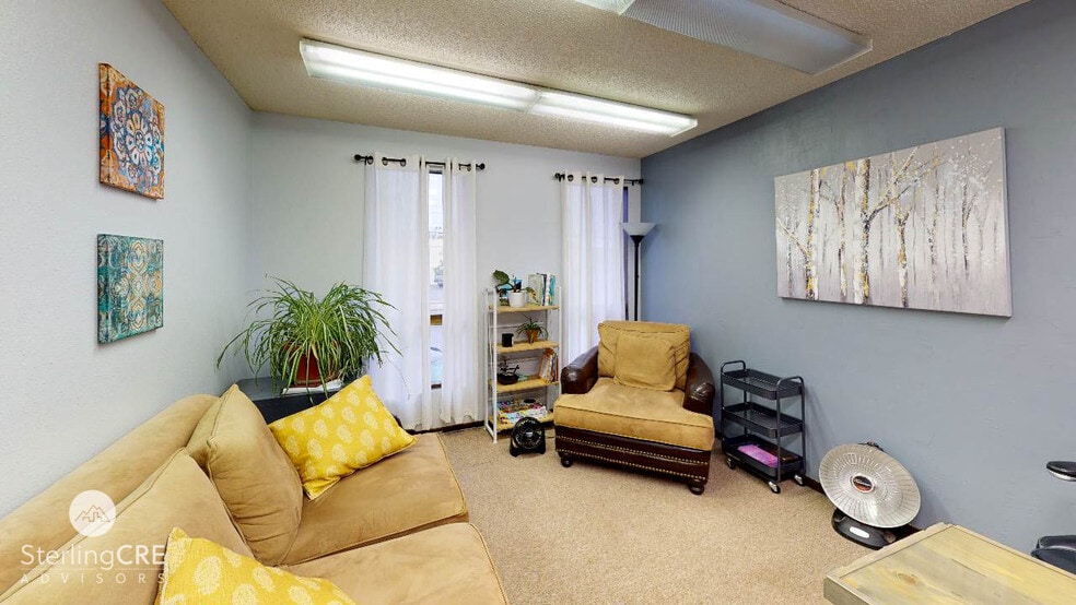 More Photos Of 204-214 Pinckney St, Hamilton Medical For Lease
