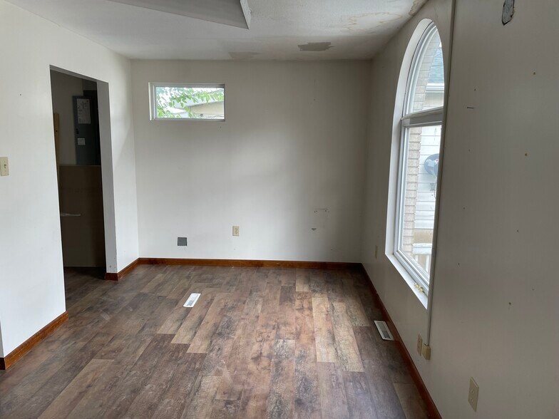 More Photos Of 640 Jefferson Ave, Washington Medical For Lease