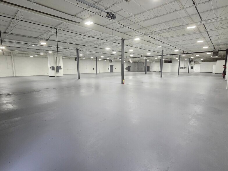 More Photos Of 200 Engineers Rd, Hauppauge Manufacturing For Lease
