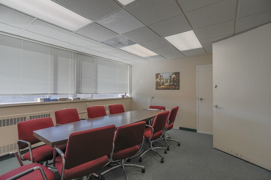 More Photos Of 2801 N 7th St, Wausau Medical For Sale
