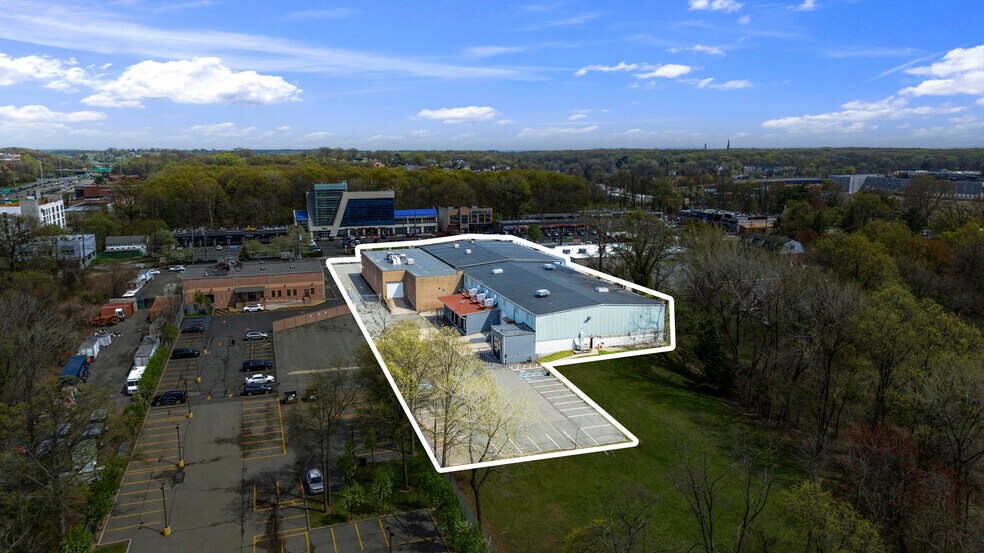 More Photos Of 4865 Arthur Kill Rd, Staten Island Warehouse For Sale