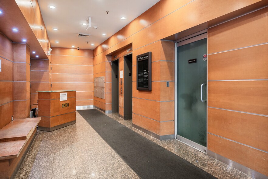 More Photos Of 247-251 3rd Ave, New York Medical For Lease
