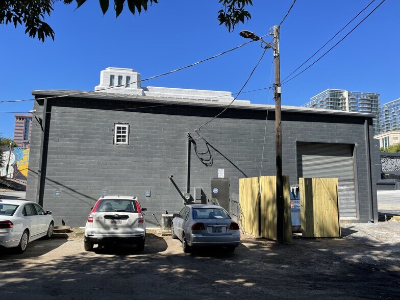 More Photos Of 130 10th St, Atlanta Warehouse For Lease