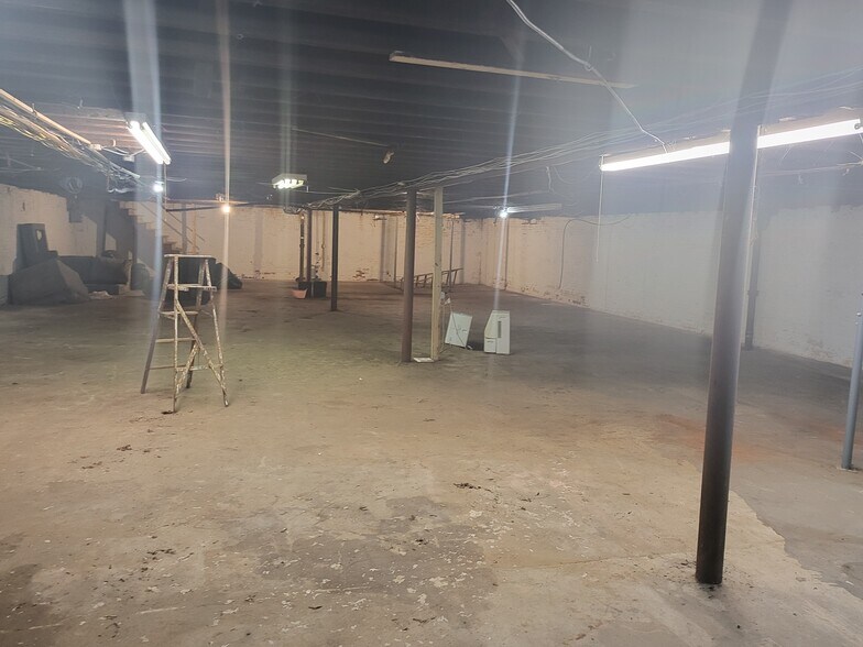 More Photos Of 2180 Main St, Springfield Storefront For Sale