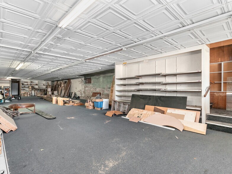 More Photos Of 505 Main St, Canton Storefront Retail Office For Sale