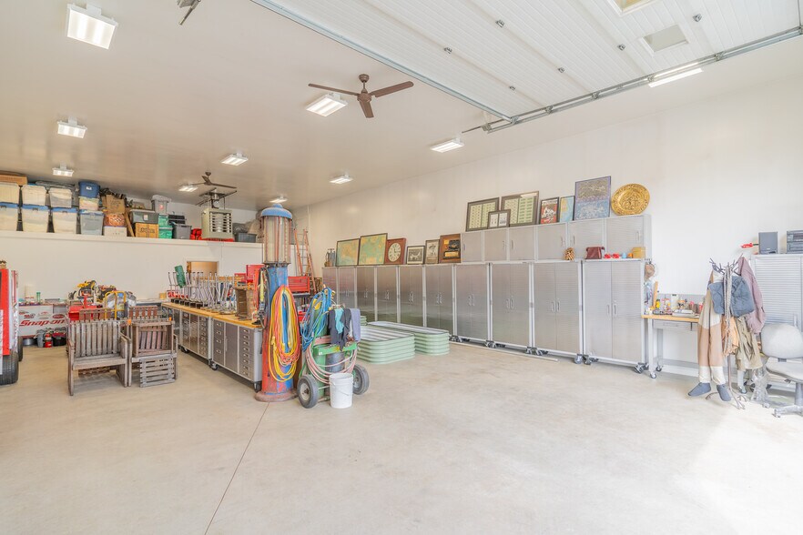 More Photos Of Quartz Lake, Delta Junction Lodge Meeting Hall For Sale