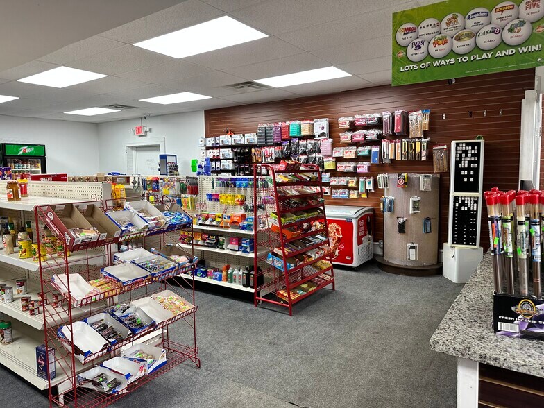 More Photos Of 1636 Atlanta Hwy, Gainesville Restaurant For Lease