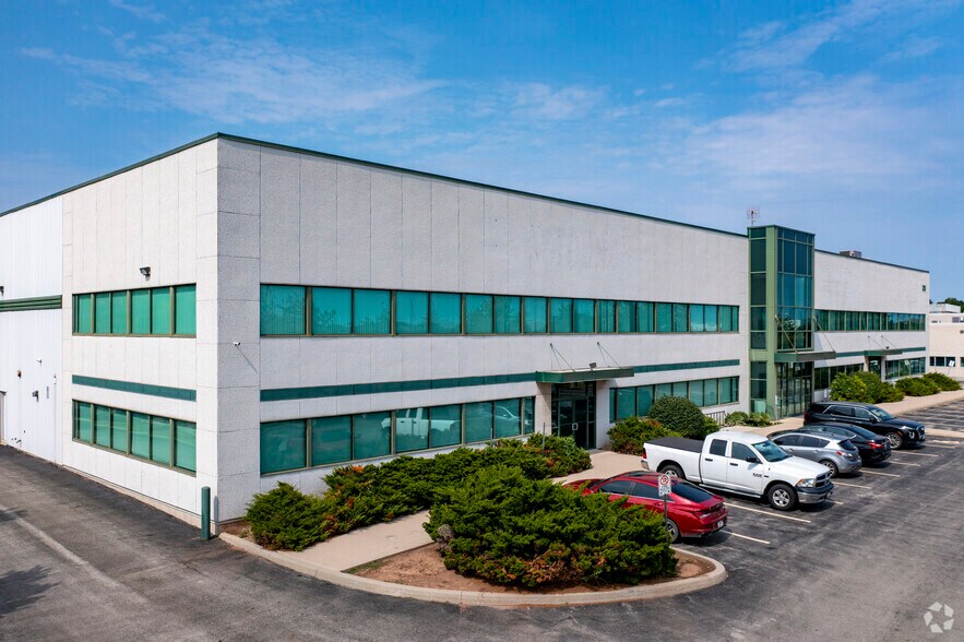 Primary Photo Of 1215 N Service Rd W, Oakville Warehouse For Lease