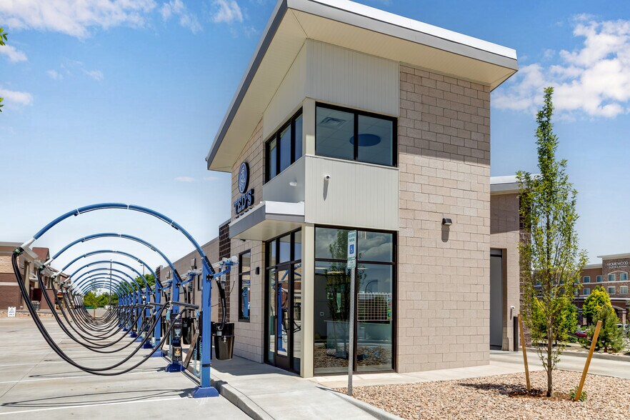 More Photos Of 2501 46th Ave, Greeley Carwash For Sale