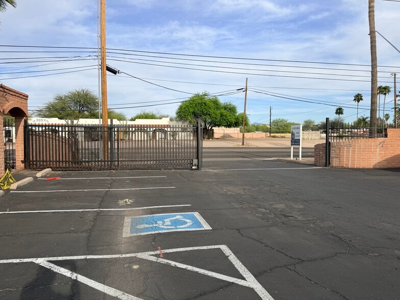More Photos Of 3045 N 1st Ave, Tucson Office For Sale