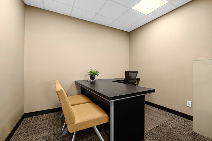 More Photos Of 1411 Rose St, La Crosse Restaurant For Sale