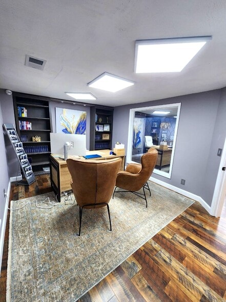 More Photos Of 7511 Leavenworth Rd, Kansas City Auto Repair For Sale