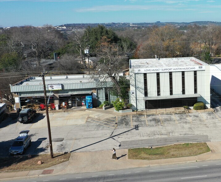 Primary Photo Of 3010 S Lamar Blvd, Austin Freestanding For Sale