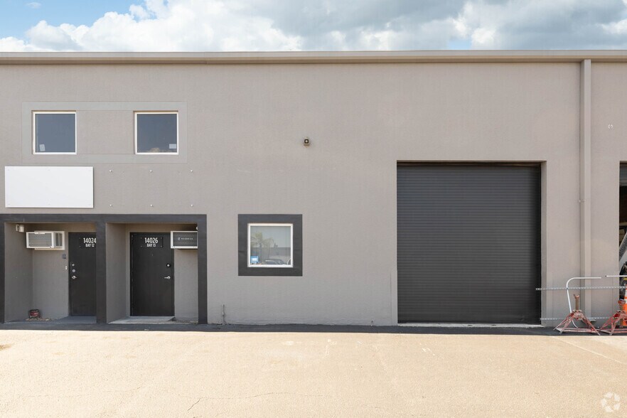 More Photos Of 14000-14048 SW 140th St, Miami Warehouse For Lease