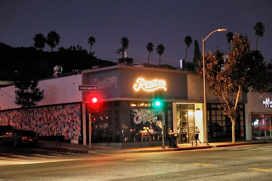 More Photos Of 2129-2133 Colorado Blvd, Eagle Rock Storefront For Sale